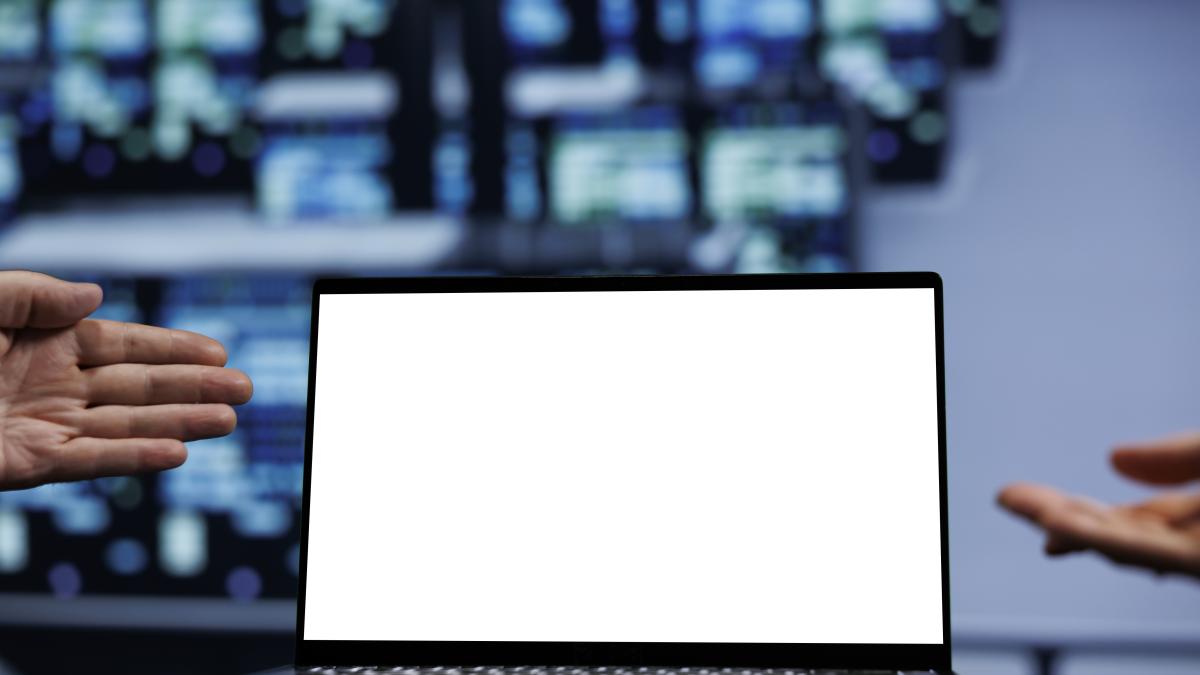 tara-care-a-gasit-solutia-pentru-stimularea-productiei-locale--va-restrictiona-importul-de-laptopuri_31258200