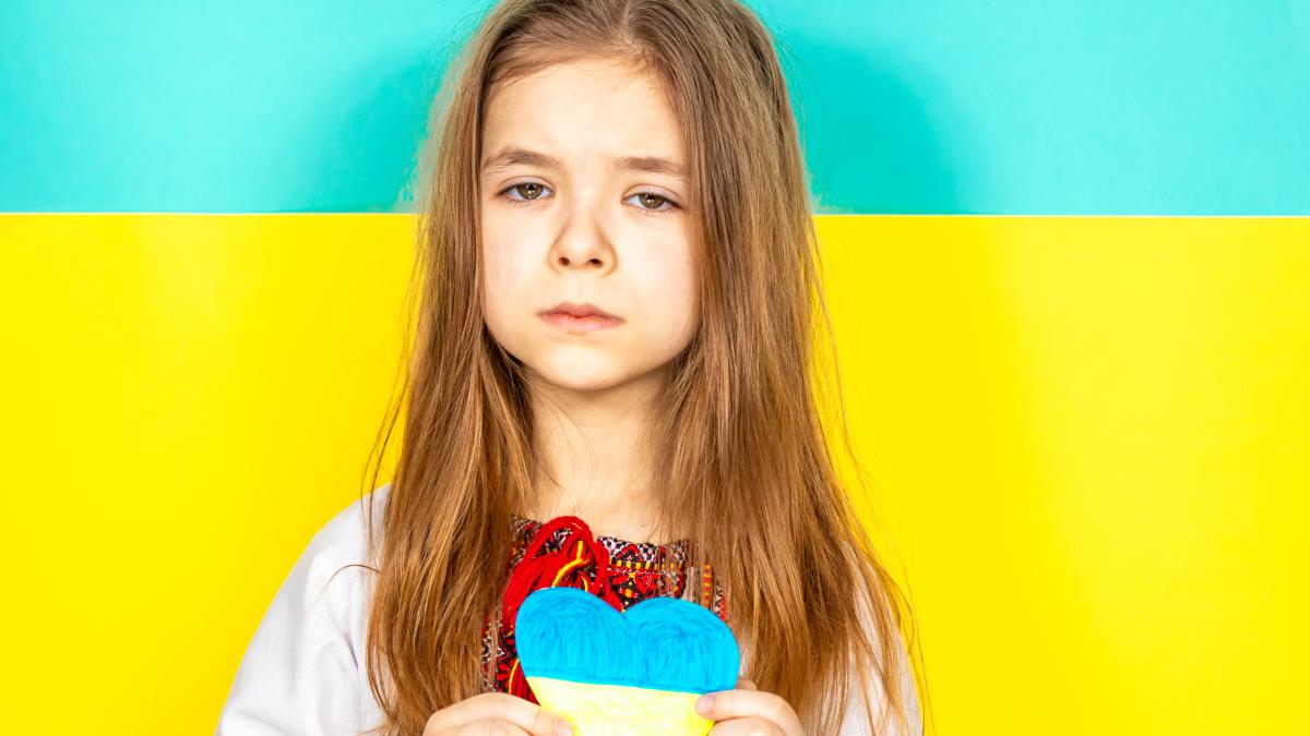 politia-rusa-a-retinut-o-femeie-din-crimeea-din-cauza-unui-videoclip-pro-ucraina-realizat-de-fiica-ei_36177200