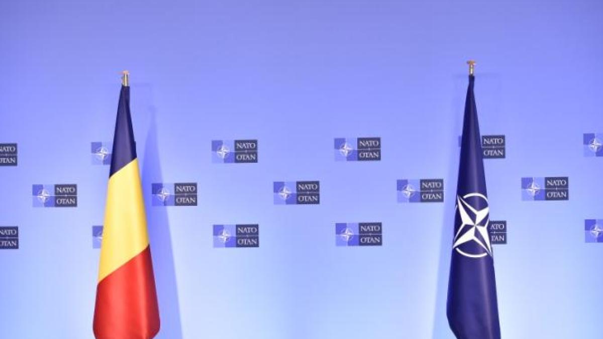 romania-steag-nato_86035500