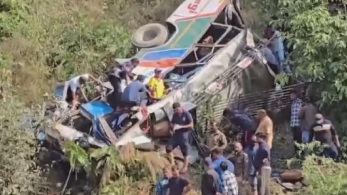 autobuz-india_40010400