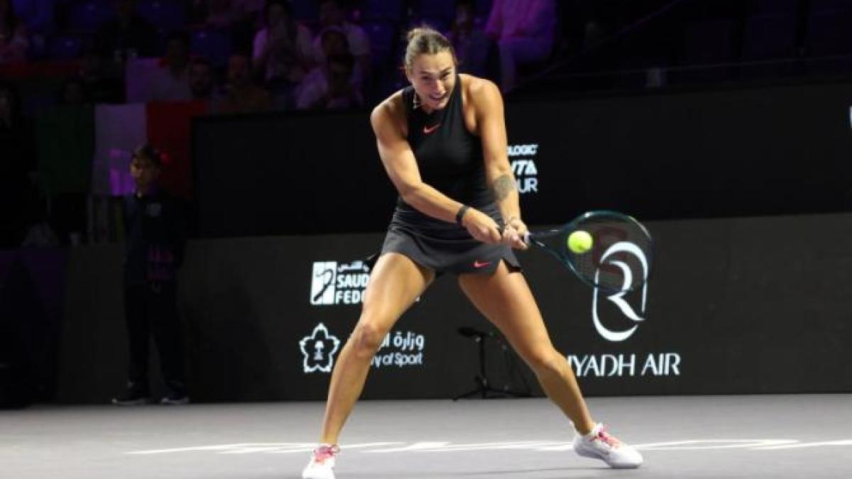 aryna-sabalenka--in-ciuda-infrangerii-din-grupe--s-a-calificat-in-semifinalele-wta-finals-de-la-riad_44991500
