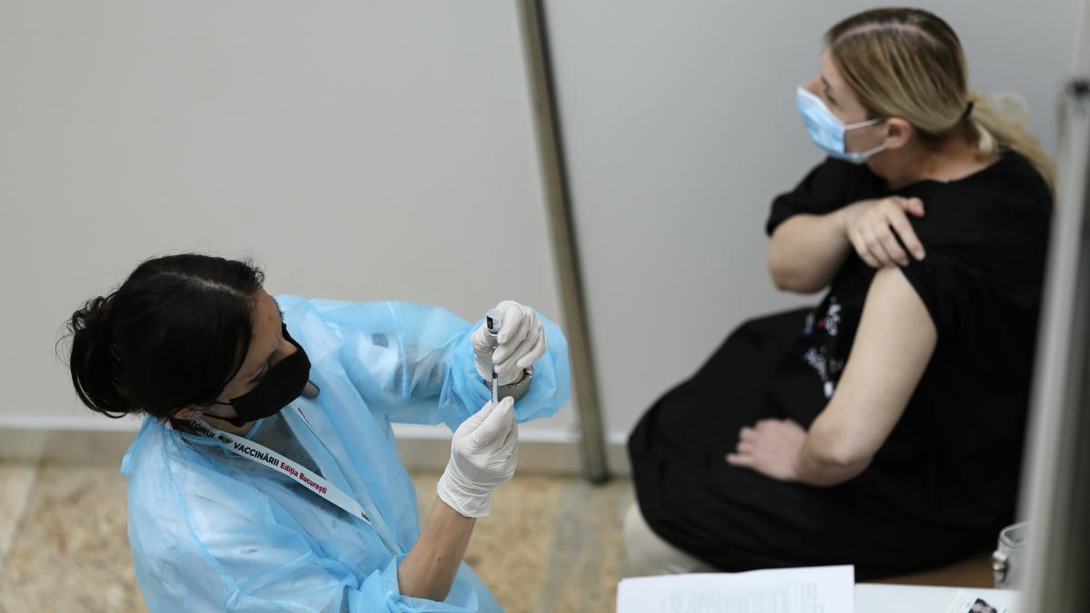 dezbatere-vaccinare-_inquam_photos_sabin_cirstoveanu_12398400