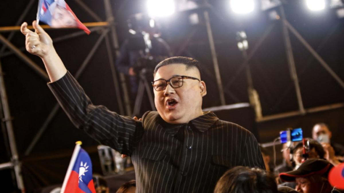 kim-jong-un-cere-pregatiri-de-razboi--militarii--urmariti-de-fiica-liderului-nord-coreean_15517900