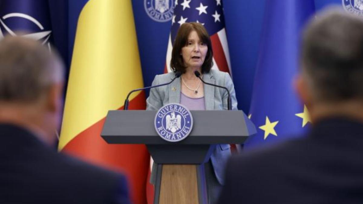 kathleen-kavalec_22203000