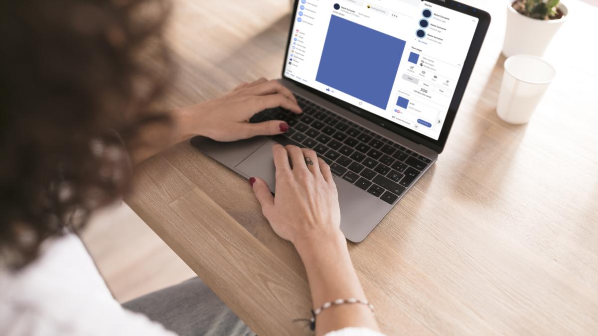 laptop-online_47695900