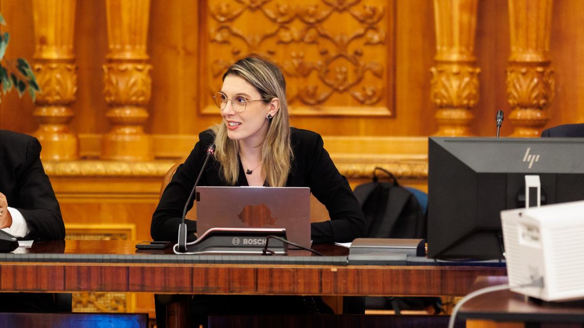 diana-buzoianu_58556100