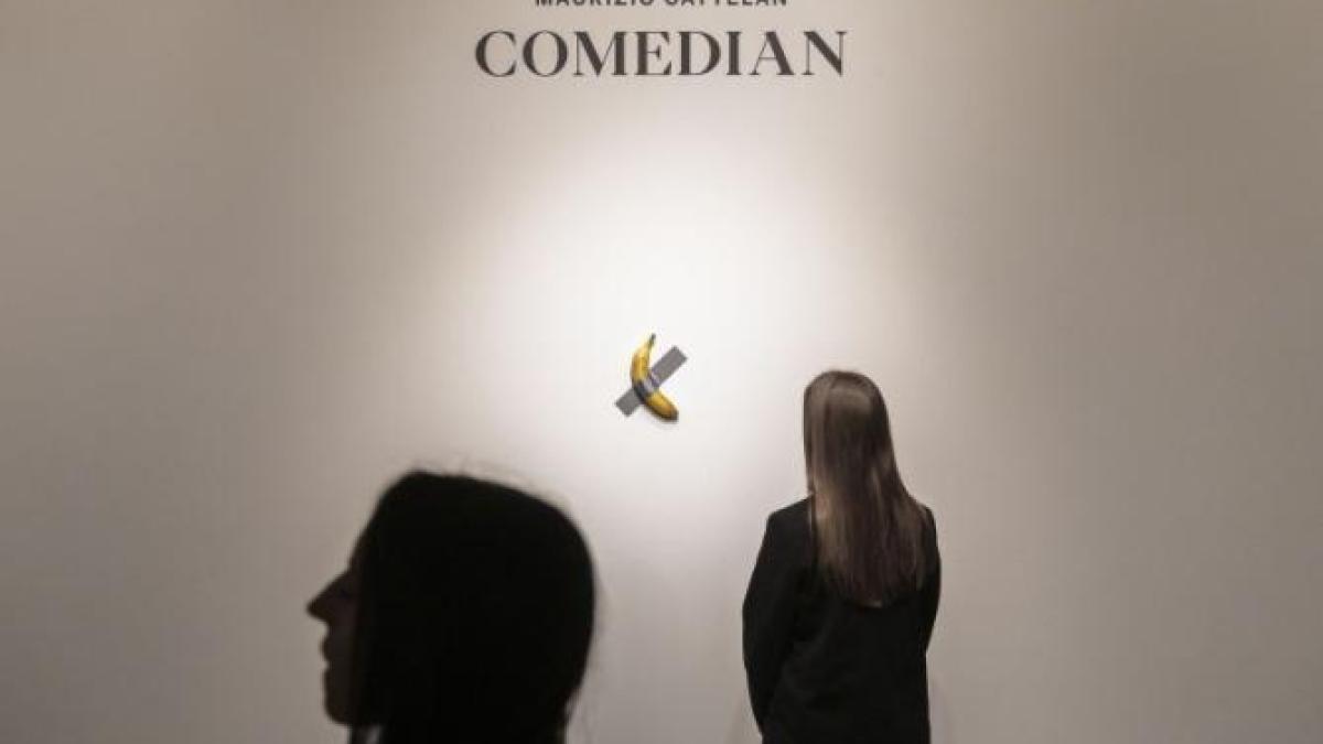 autorul-operei-cu-banana-lipita-pe-perete-explica-este-o-provocare-la-adresa-valorii-artei_86399900