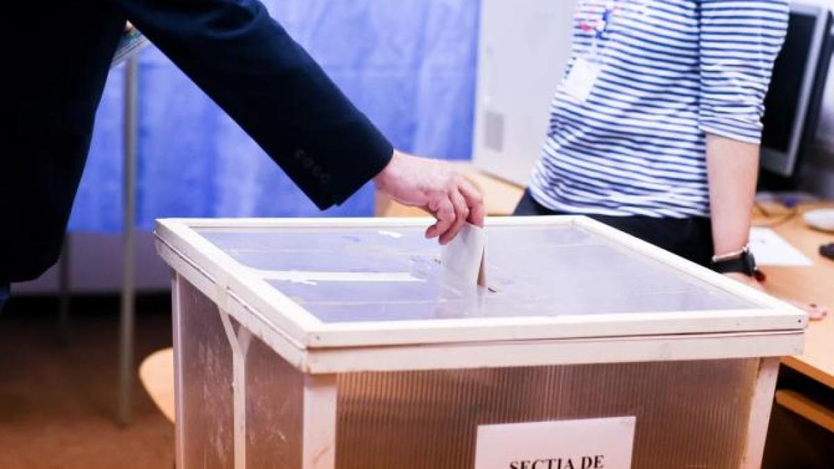 ultima-saptamana-inainte-de-alegerile-prezidentiale-din-romania--daniela-simulescu-internetul-va-lua-foc_47348300