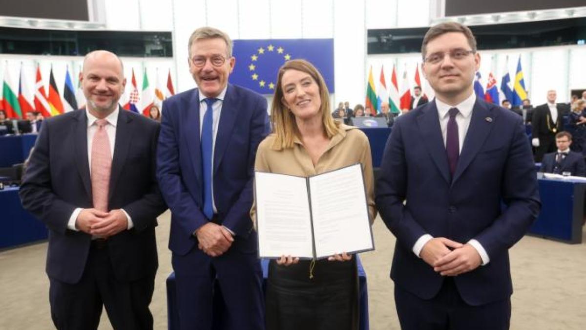foto-bugetul-uniunii-europene-pentru-2025--negociat-de-europarlamentarul-victor-negrescu--a-primit-votul-plenului-parlamentului-european_68098600