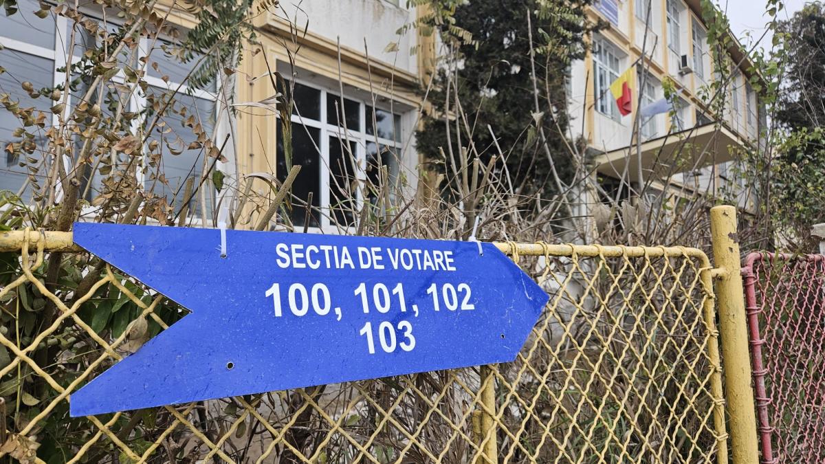 furia-marii-oglindeste-framantarile-interioare-ale-constantenilor-care-au-iesit-la-vot-de-1-decembrie-nu-vreau-sa-mai-vad-discursuri-care-sa-dezbine-tara-parca-nici-nu-mai-conteaza-ce-vrem-noi-6_98474200