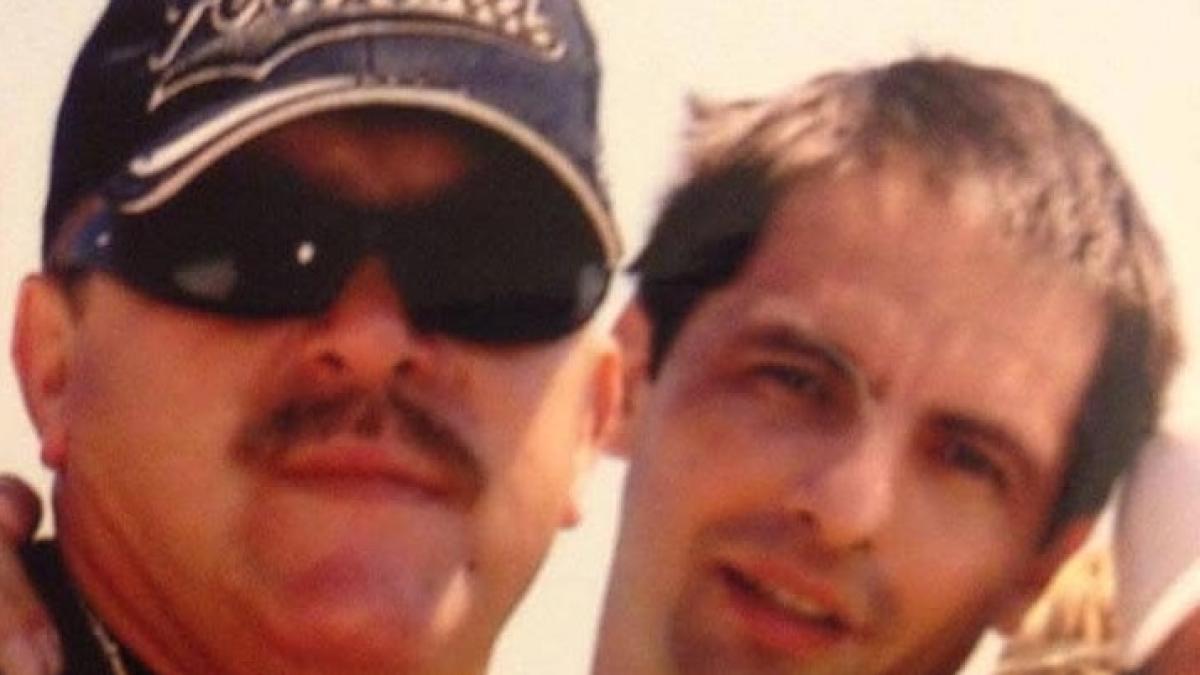 dan-negru-helmut_67548200