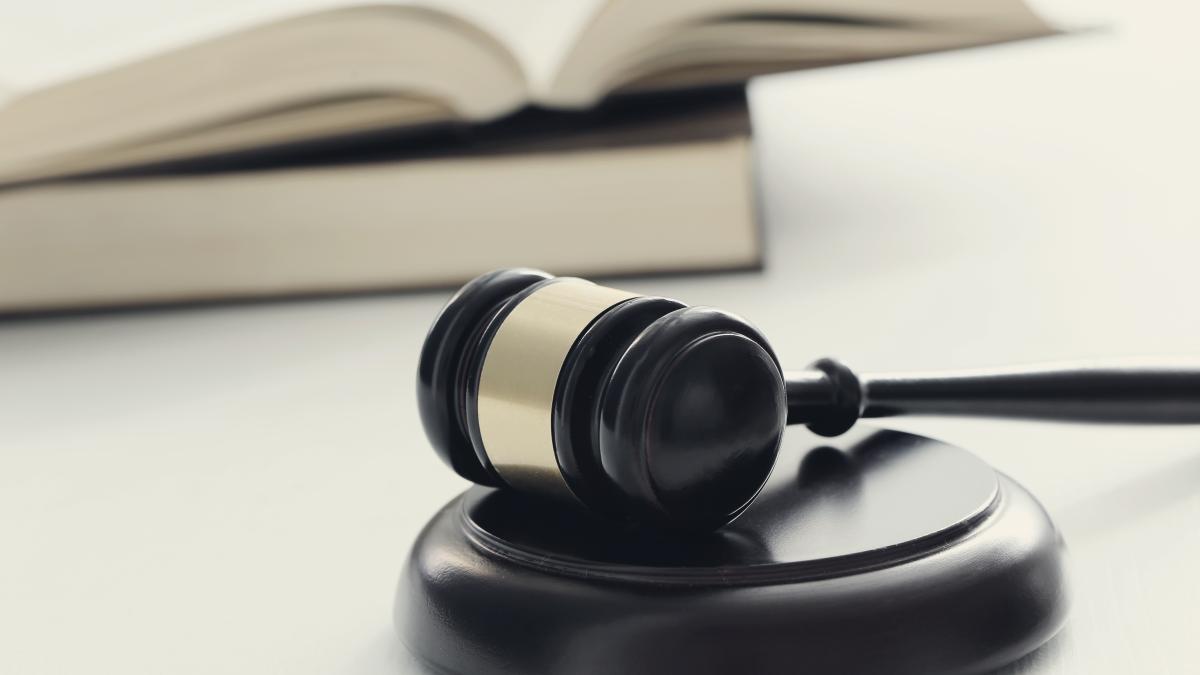 fost-ministru-al-sanatatii--condamnat-la-doi-ani-cu-suspendare-pentru-abuz-in-serviciu_97875500