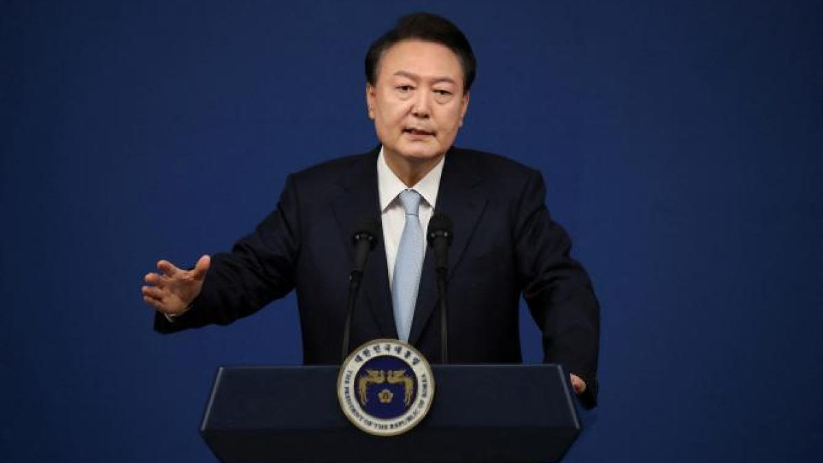 yoon-suk-yeol-2_74386900