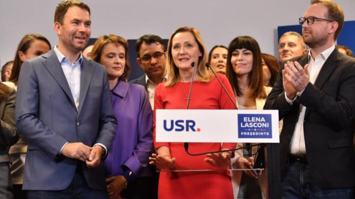 elena-lasconi4_40350800