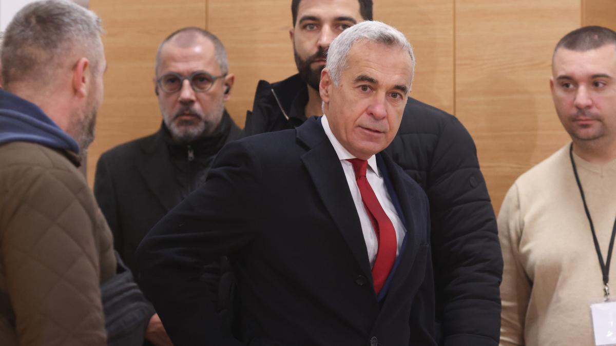 calin-georgescu_69293200