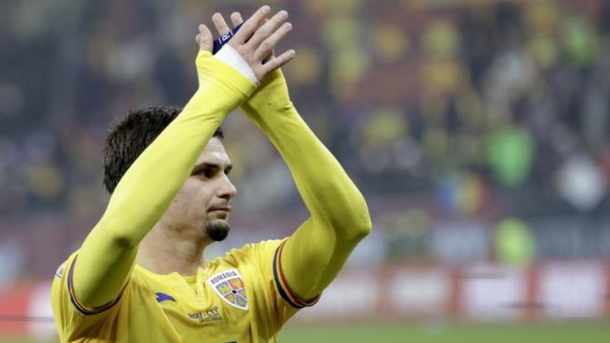 razvan-marin-a-fost-desemnat-jucatorul-anului-2024--edward-iordanescu-si-dorinel-munteanu-otelul--cei-mai-buni-antrenori_67037200