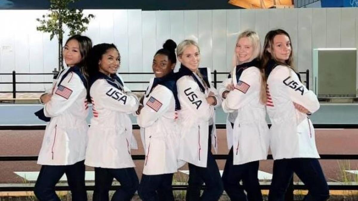 fostii-antrenori-ai-lotului-olimpic-de-gimnastica-a-romaniei--in-echipa-americancei-simone-biles_12651200