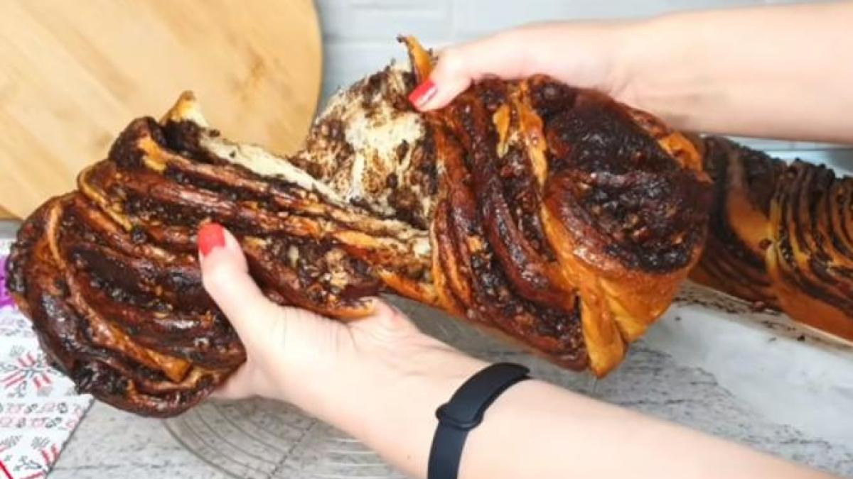 babka-cu-crema-de-ciocolata--iata-reteta-cozonacului-insiropat_10786000