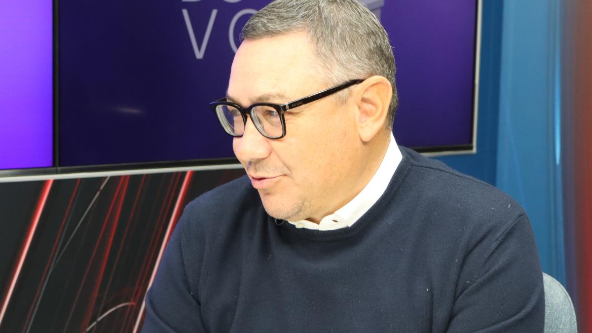 victor-ponta--despre-jaful-la-adresa-celor-din-privat-prin-intermediul-e-transport-au-dat-normele-vineri-seara--iar-luni-dimineata-era-anaf-in-control-sa-dea-amenzi_90791300