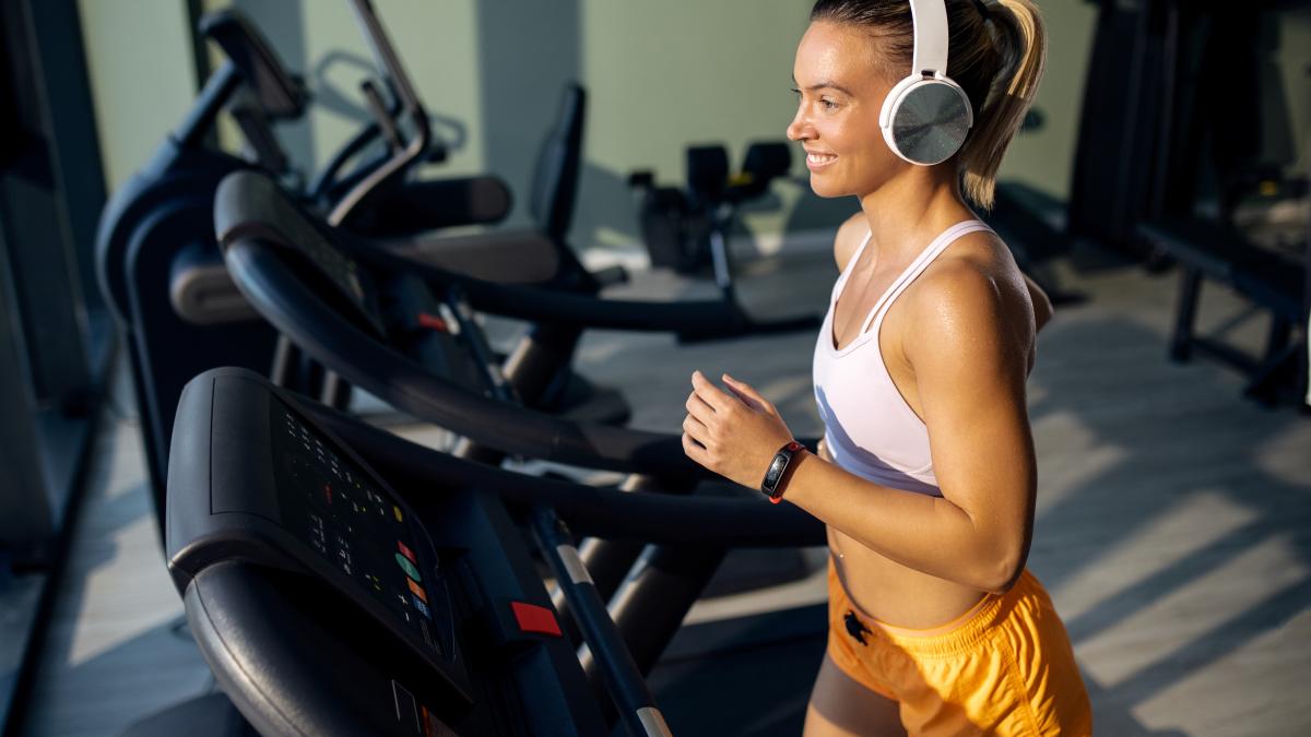 jogging-gym-sport_43642900