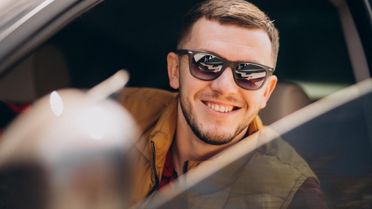 soferi-tineri-masini_42556700