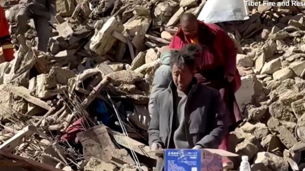 cursa-contracronometru-pentru-salvarea-supravietuitorilor-dupa-cutremurul-din-tibet_43272800