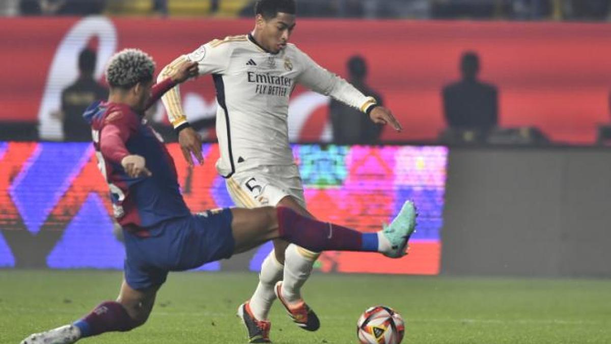 bellingham-araujo-barcelona-real-madrid-agerpres_22210200