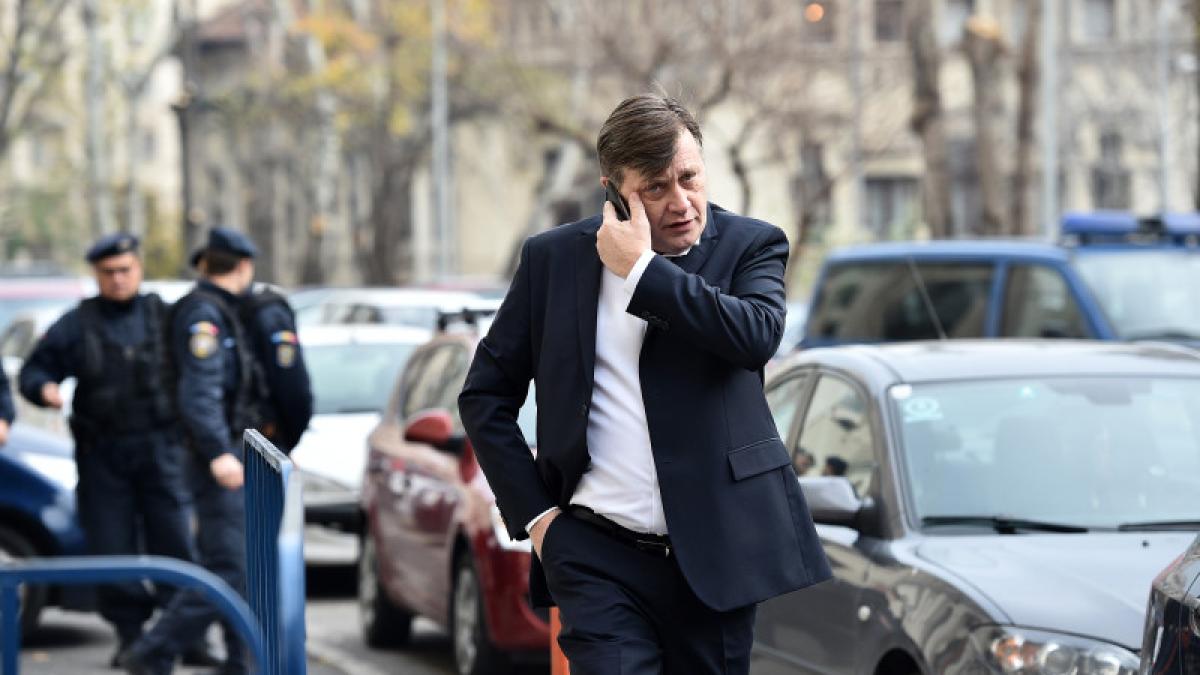 crin-antonescu_25816800