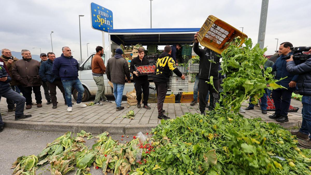 protest-greendeal_78688600