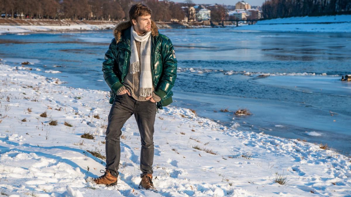 jhp3hvwvaad9x2j_11941200