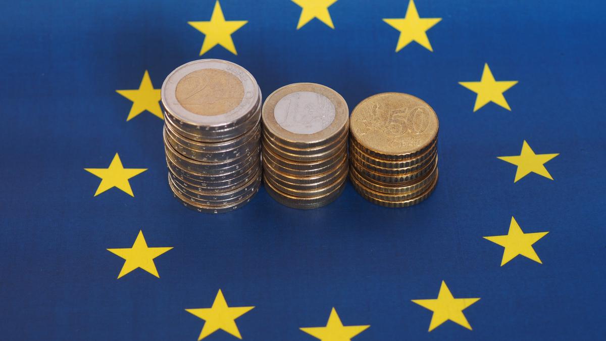 crestem-impreuna-in-ue-prc-e2prc-80prc-93-despre-cum-s-au-dus-beneficiile-dezvoltarii-noastre-in-europa-in-buzunarele-romanilor_26819500