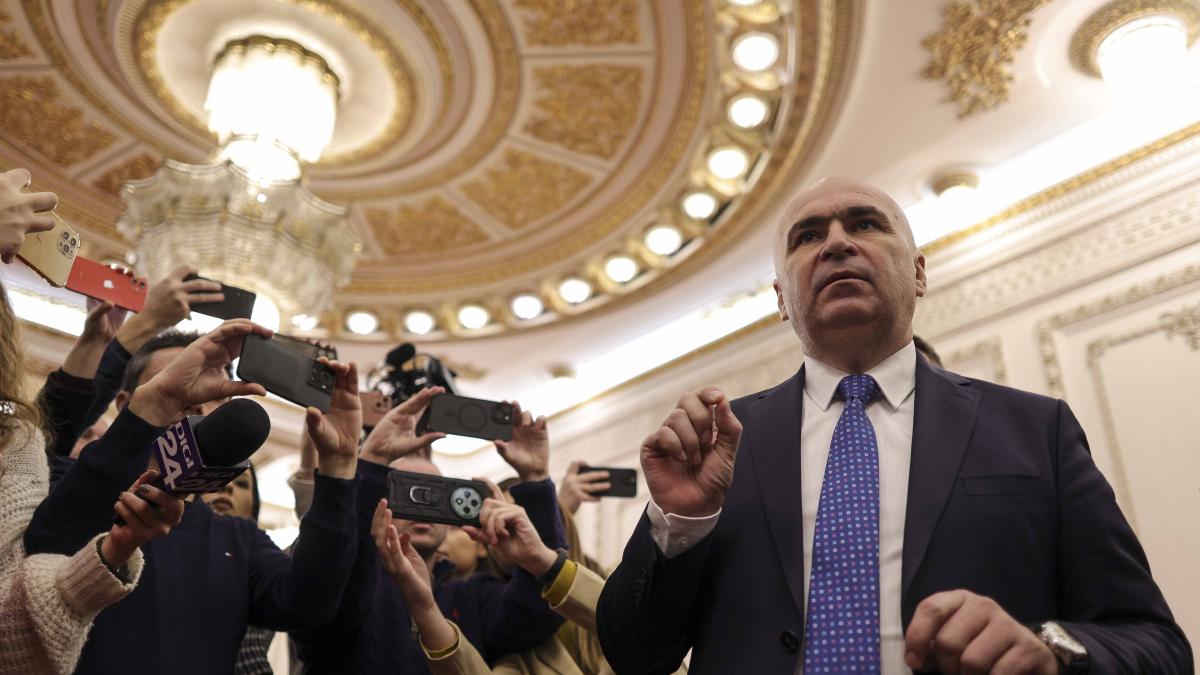 senat_bolojan_masuri_angajati_092_inquam_photos_octav_ganea_81029500