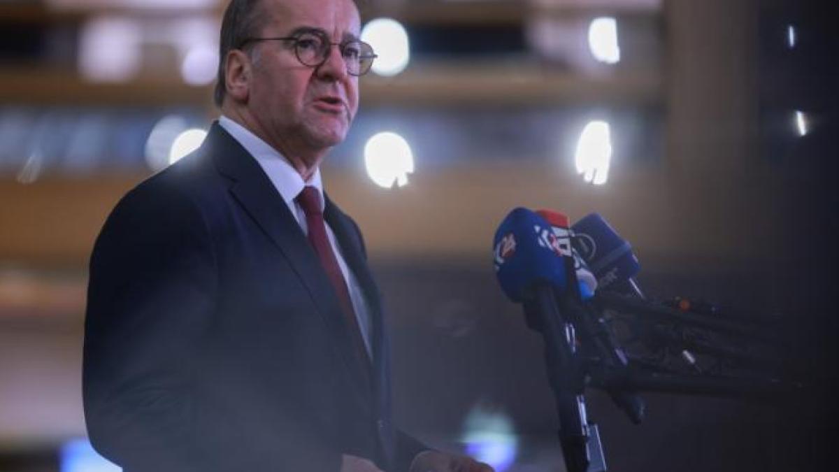 dorit-de-germani-pentru-functia-de-cancelar--pistorius-nu-vrea-sa-ii-ia-locul-lui-scholz_59625700