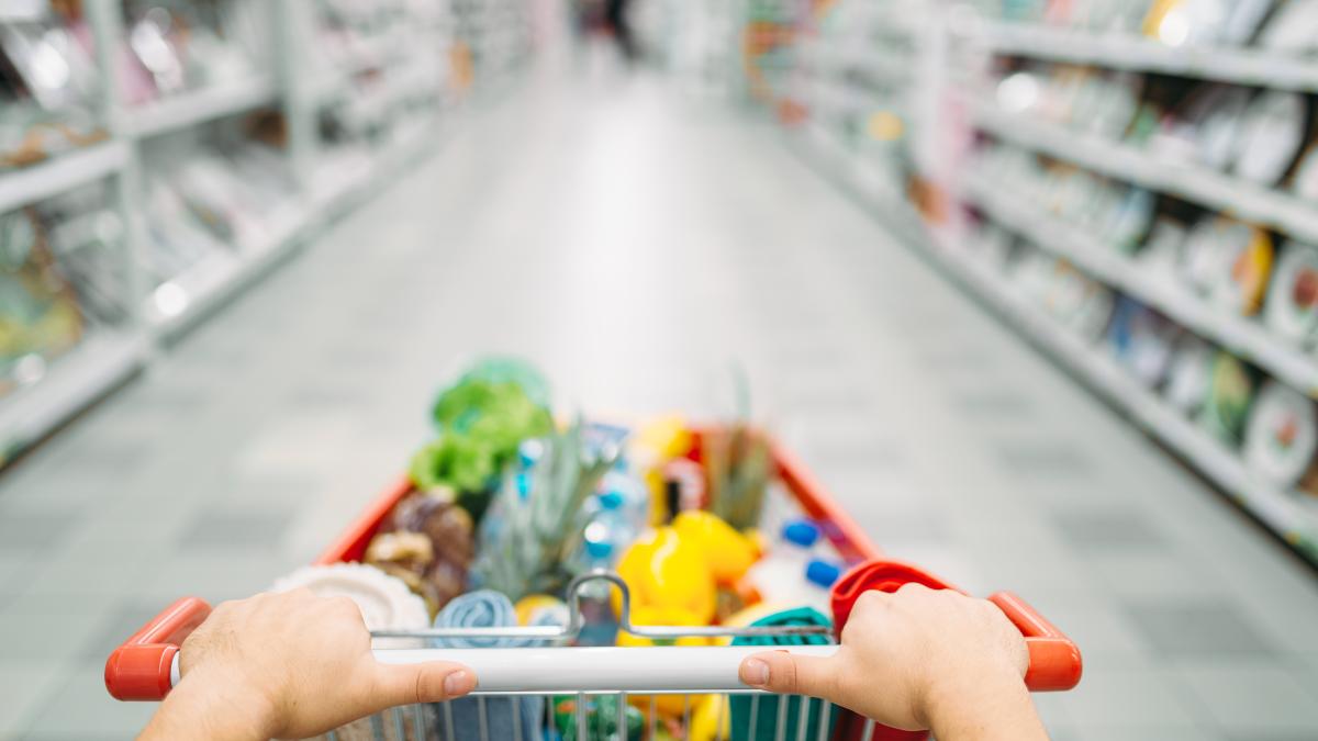 cumparaturi-supermarket_99274800