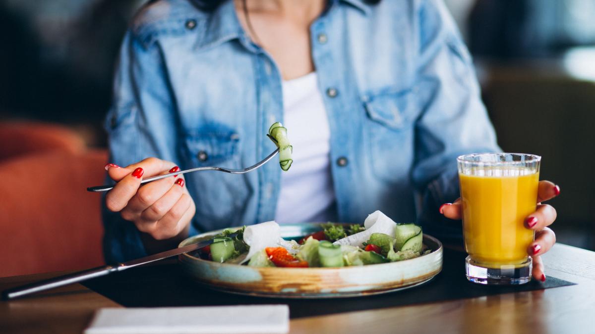 mancare-salata_99515600