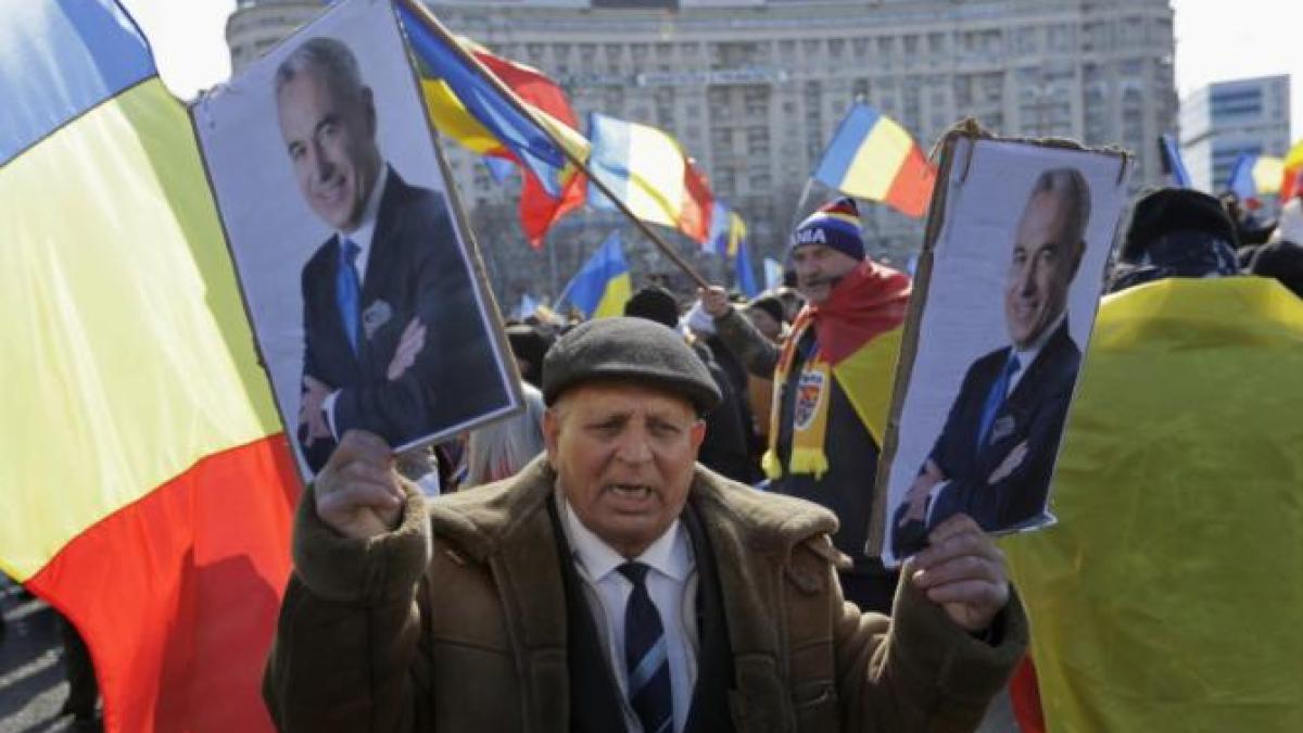 calin-georgescu-protest_21393700