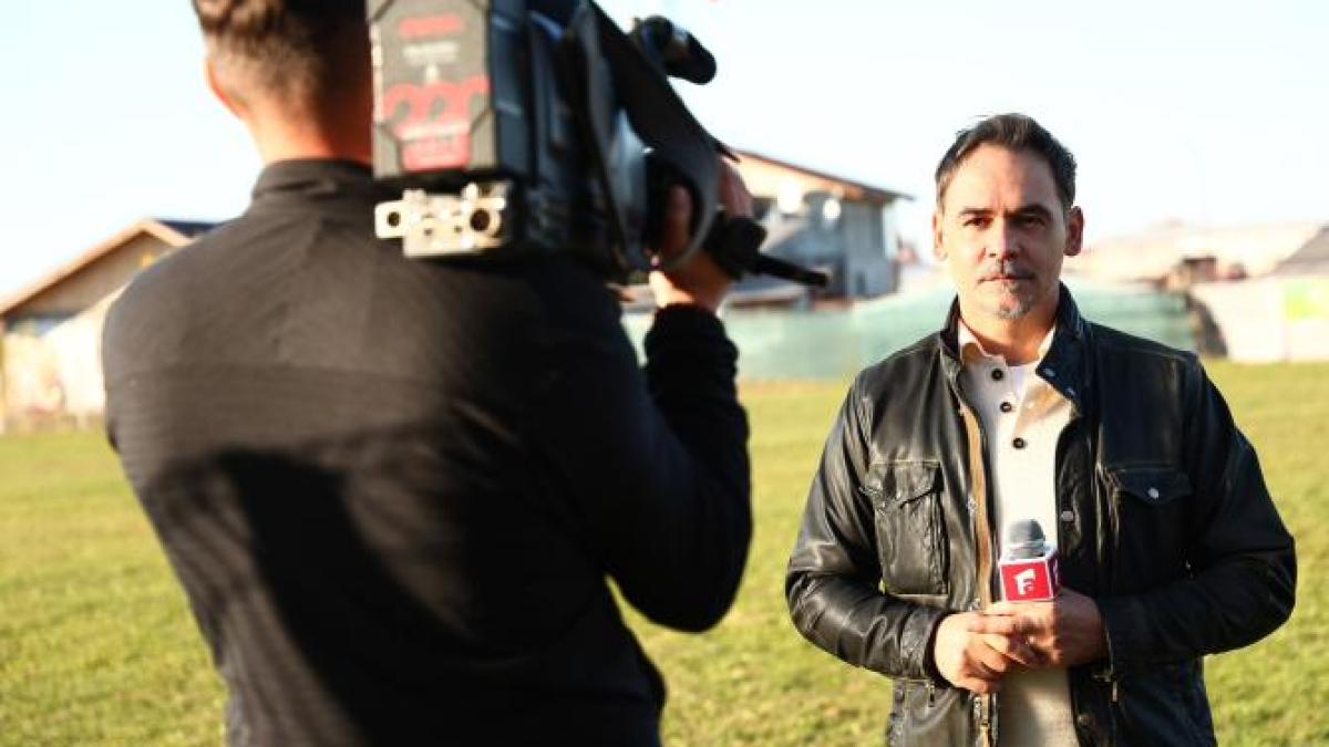 razvan-simion_iubire-cu-parfum-de-lavanda_3_09775100