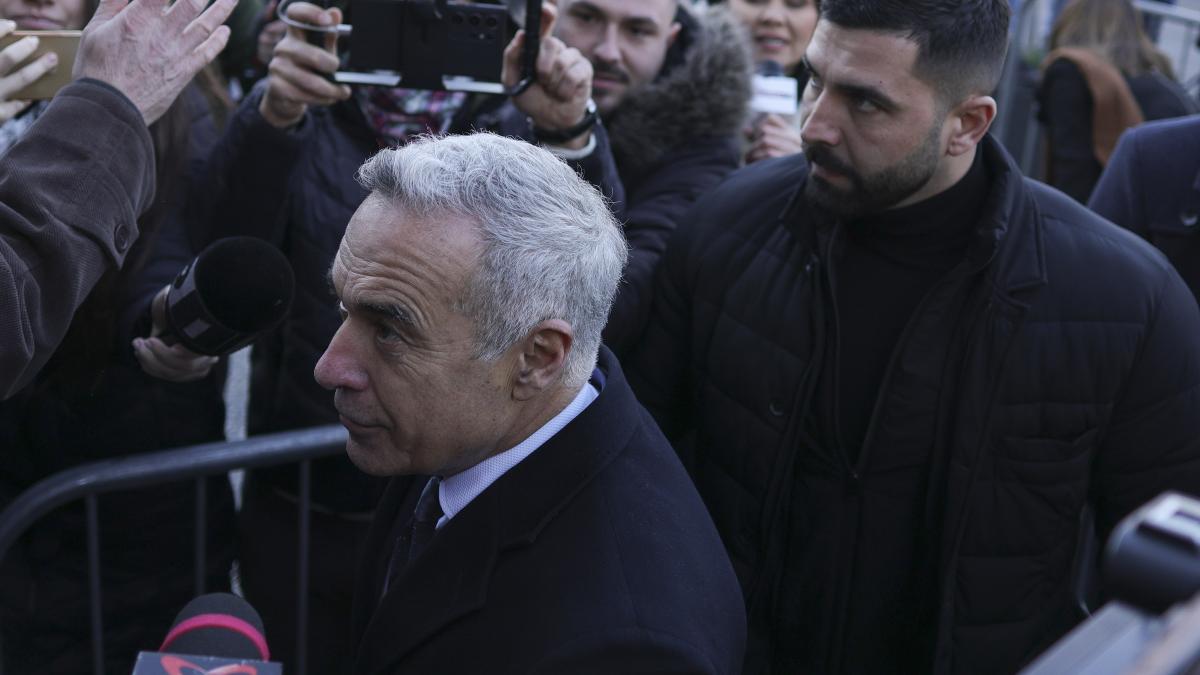 calin-georgescu_12450900