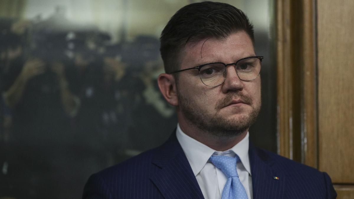 anton-pisaroglu_71762800