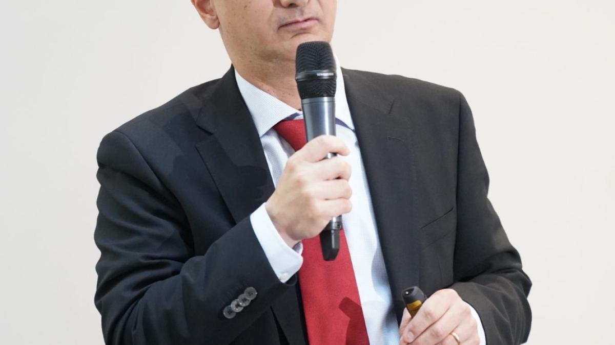 daniel-bran_apmgr_36272000