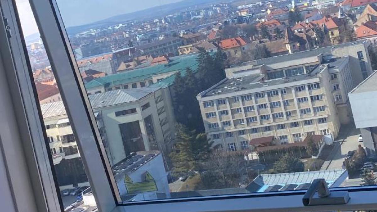 bloc-imobiliare_03701900