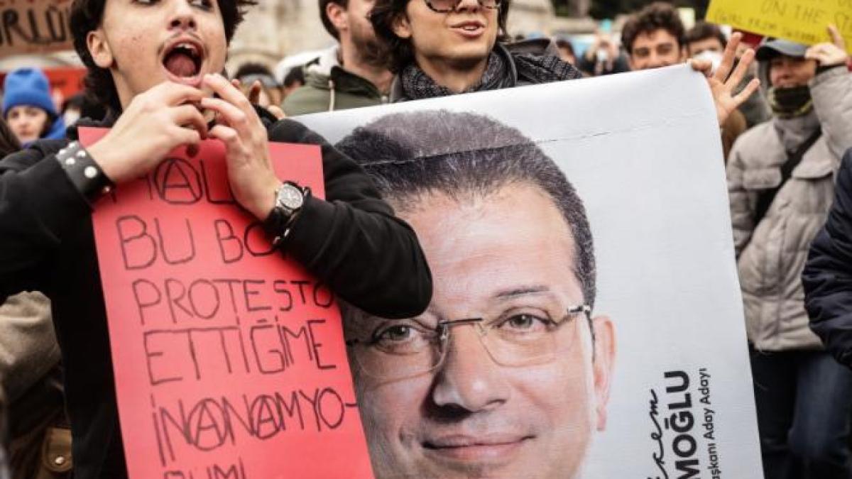 protest-turcia_32395500