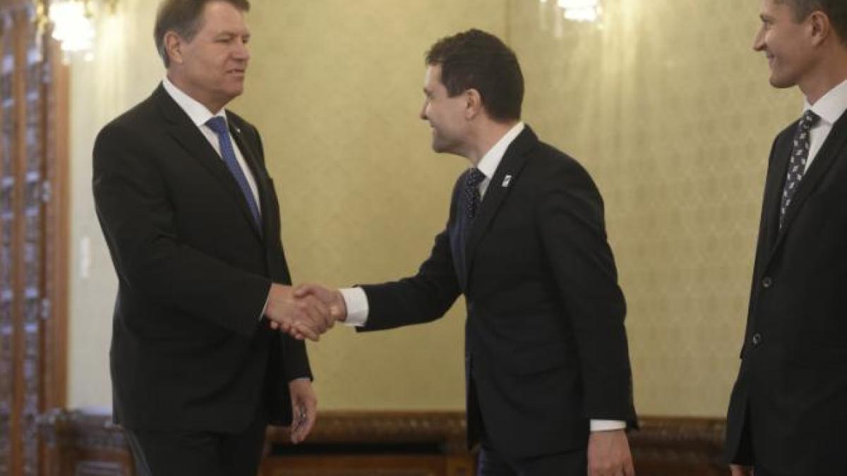 nicusor-dan-klaus-iohannis_46713500