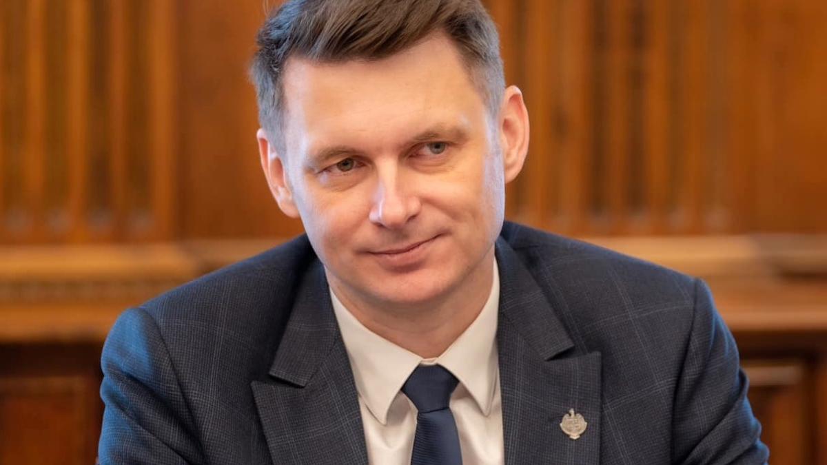 abrudean_37964600_82778100