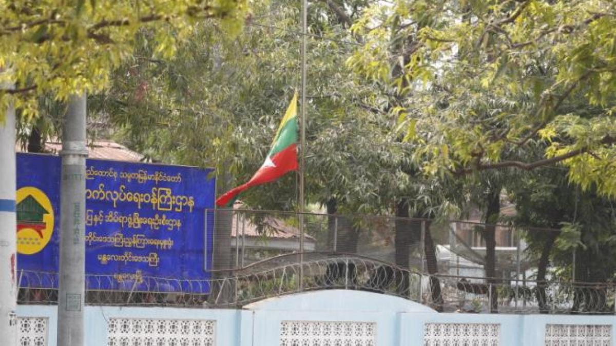 myanmar-crematoriu-victime_05302800