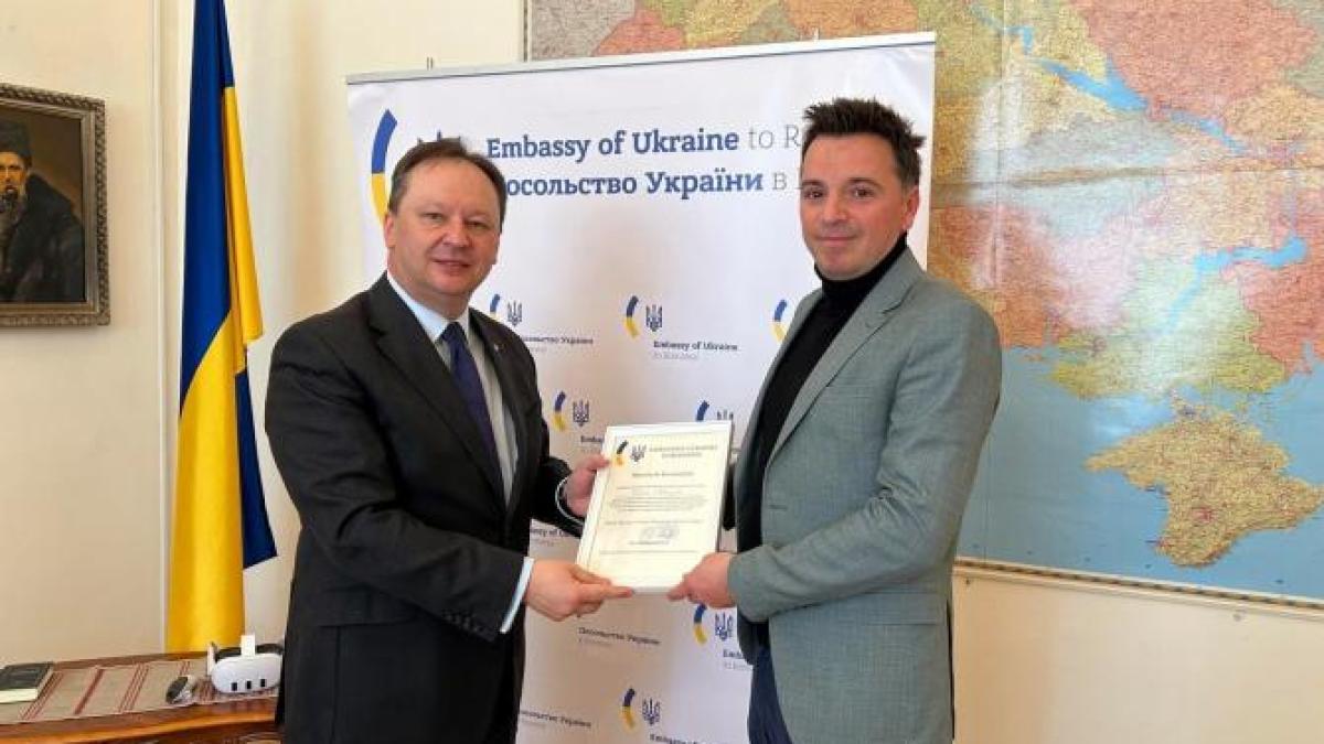 curtifan-diploma_98664000