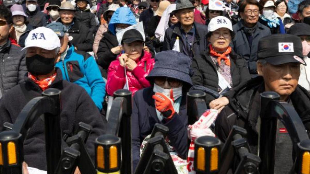 coreea-de-sud-proteste-yoon-suk_42401500