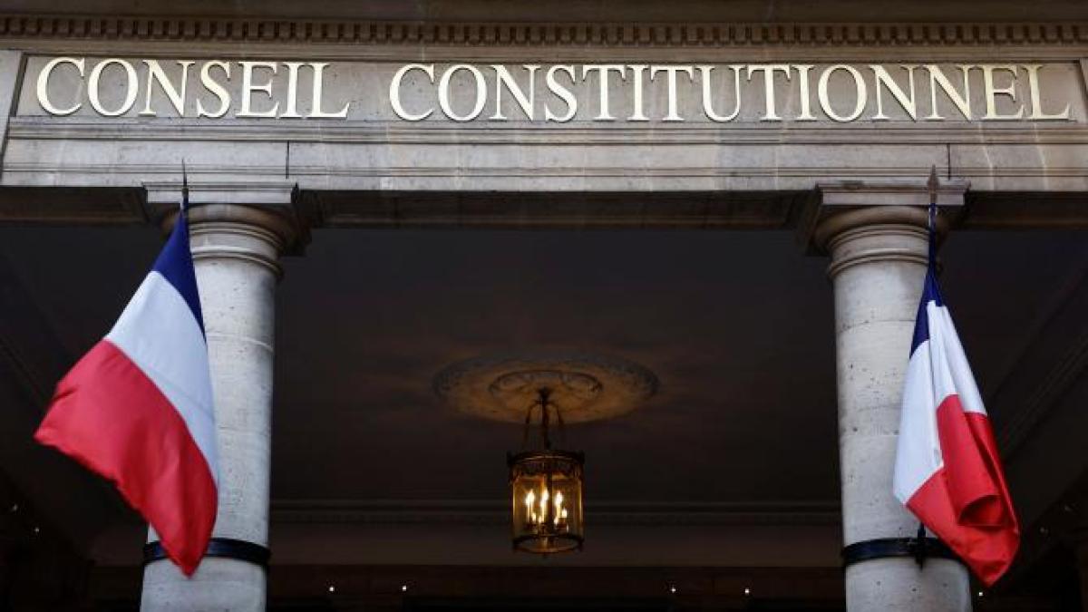 consiliul-constitutional-franta_84327200