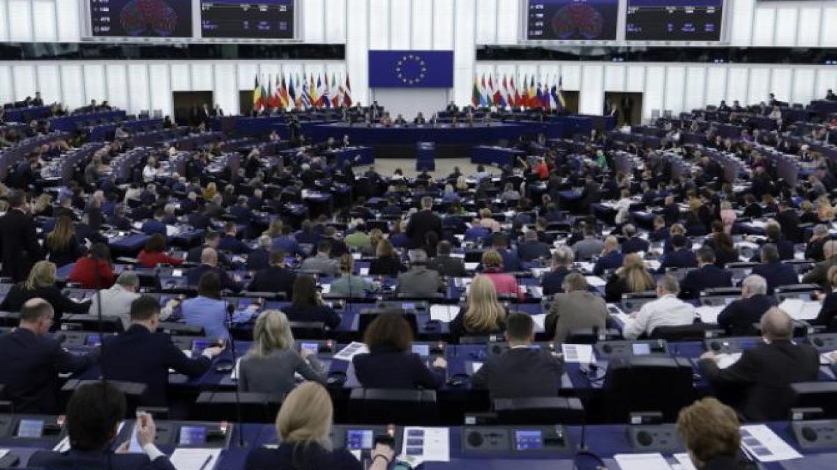 parlamentul-european_93282200