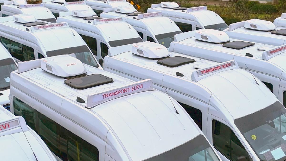 transport-elevi_09249300